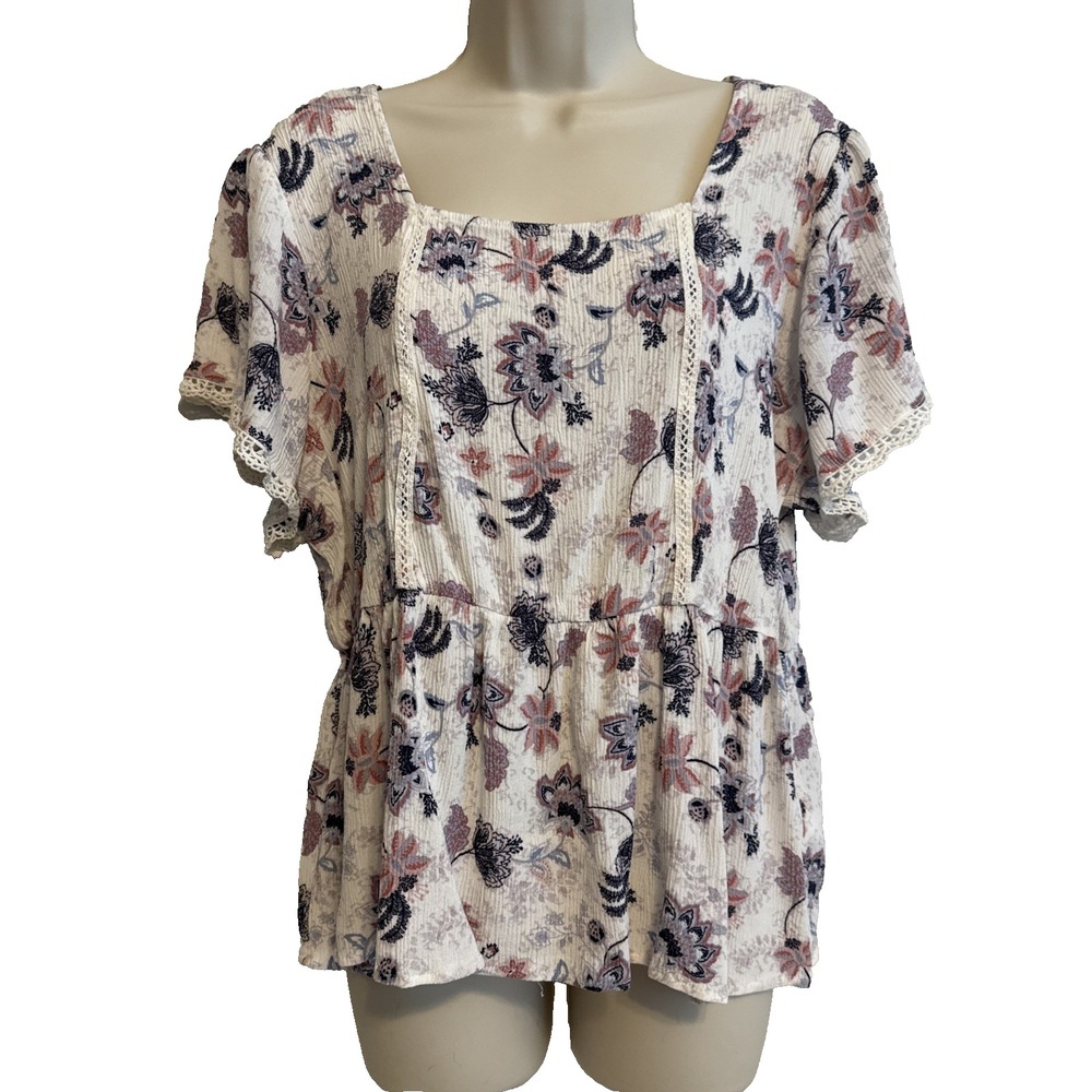 Maurices Floral Peplum Top XL Crochet Lace Short Sleeve Feminine Summer